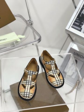 Giày nữ Burberry* đế 4cm hoạ tiết kẻ đẹp SIÊU CẤP