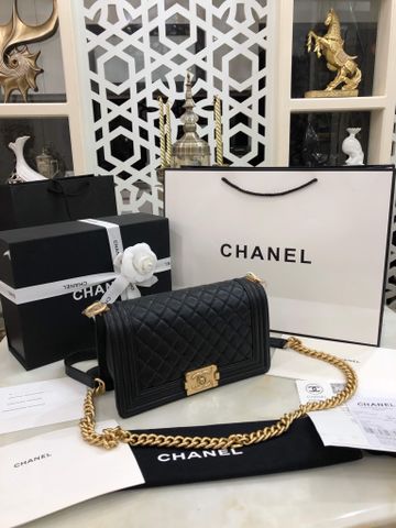 Túi xách nữ CHANEL* le boy da caviar khoá vàng sước size 25cm đẹp sang SIÊU CẤP