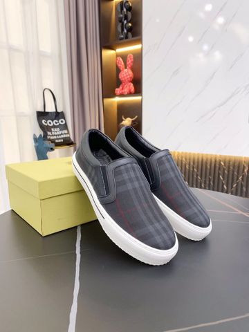 Giày slip on nam Burberry* kẻ có 2 màu