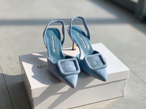 Giày cao gót MANOLO* BLAHNIK* cao 6,5cm da lộn dáng hở gót đẹp sang SIÊU CẤP