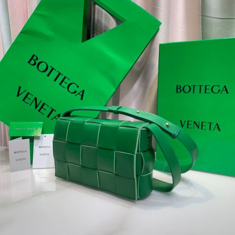 Túi xách nữ BOTTEGA* VENETA* da bò đan size 23cm đẹp sang SIÊU CẤP