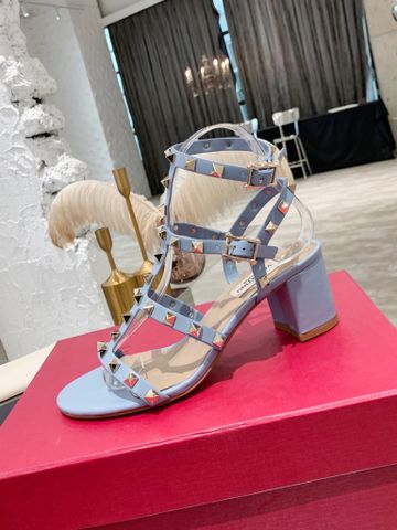 Sandal cao gót VALENTINO* quai da bò tán đinh gót vuông cao 7cm và 10cm