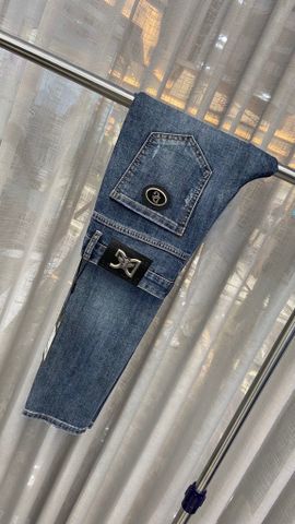 Quần jeans nam các hãng