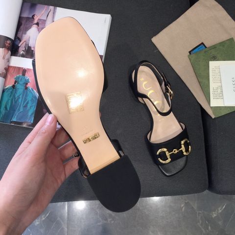 Sandal nữ GUCCI* da bò logo vàng đế 3,5cm SIÊU CẤP