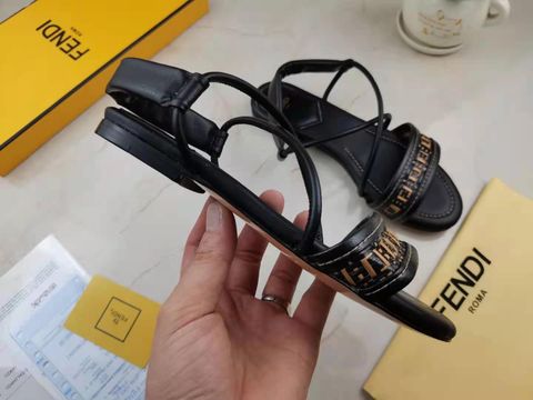 Sandal nữ Fendy* đế bệt quai da bò cói đan hoạ tiết đẹp cao cấp