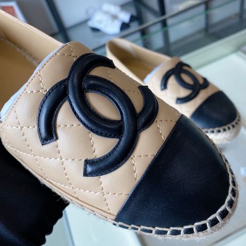 Giày slip on nữ chanel* đế cói da bò trần trám logo nổi đẹp cao cấp 34-42