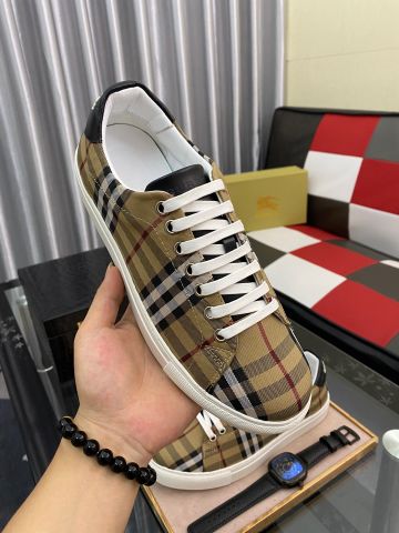 Giày nam buộc dây Burberry* kẻ đẹp