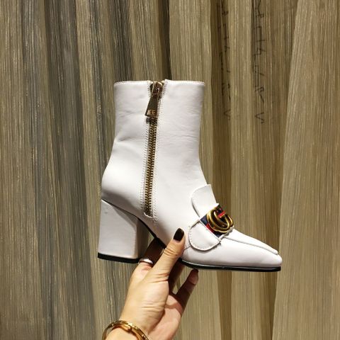 Boot GUCCI* cổ lỡ da bò lỳ mềm gót to cao 7cm