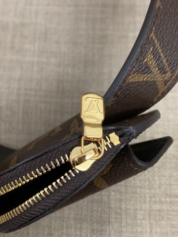 Belt nữ LV* daily multi pocket kèm ví nhỏ