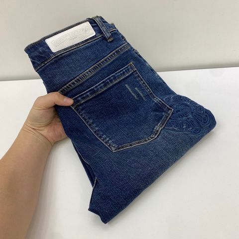 Quần jeans nam các hãng đẹp cao cấp