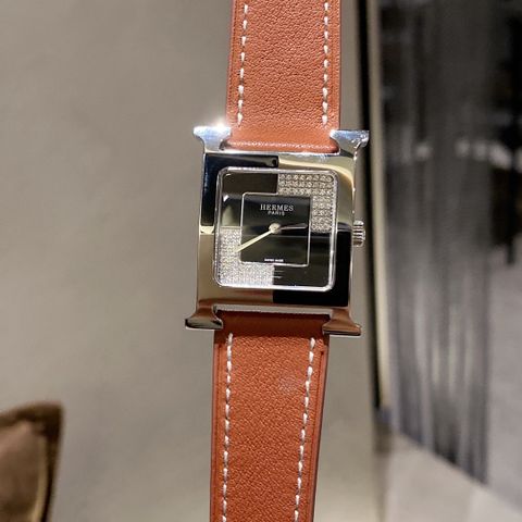 Đồng hồ nữ Hermes* dây da mặt nạm kim case 26cm đẹp cao cấp