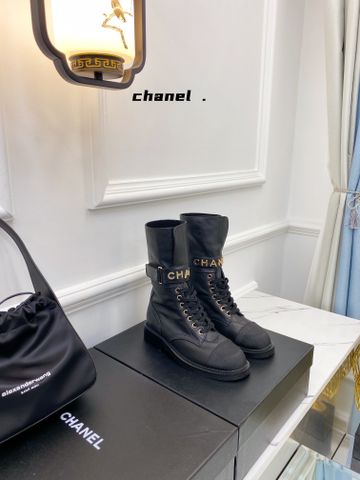 Boot chanel* cổ lỡ da bò dáng khoẻ cao 4,5cm quai ngang nẹp chữ vàng