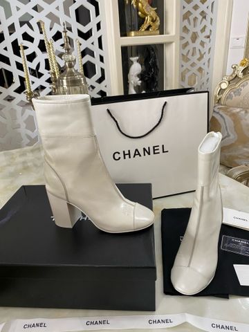 Boot chanel* cổ lỡ da bò gót vuông cao 9cm và 5cm