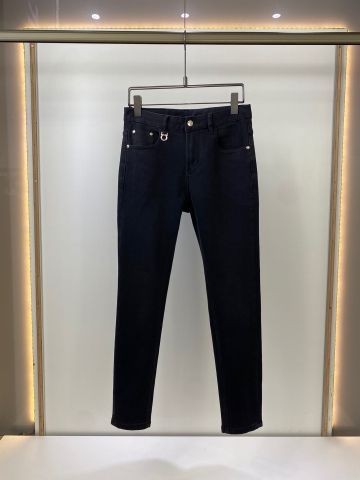 Quần jeans nam các hãng cao cấp