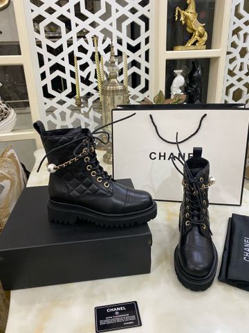 Boot chanel* cổ lỡ da bò trần trám xích vàng đẹp dáng khoẻ SIÊU CẤP