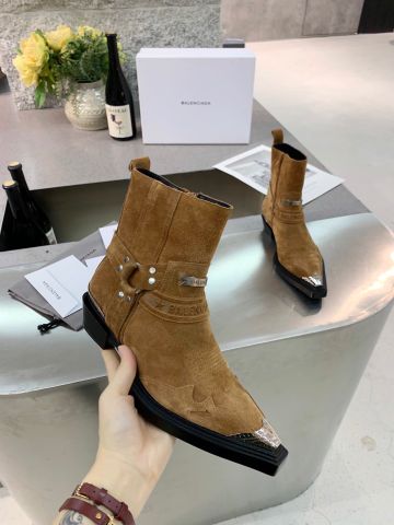 Boot BALENCIAGA* da bò lỳ và da lộn cổ lỡ nẹp bạc kiểu đẹp độc VIP 1:1