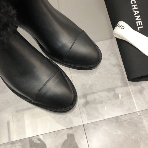 Boot chanel* da bò lỳ pha lông xù gót vuông 5cm kiểu đẹp độc SIÊU CẤP