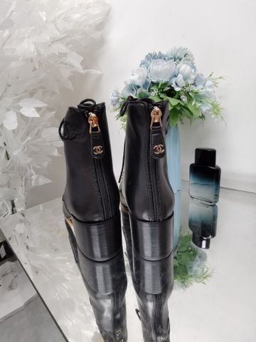 Boot chanel* cổ lỡ da bò lỳ mềm gót vuông 5cm