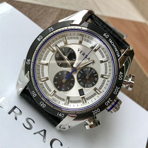 Đồng hồ thể thao nam VERSACE* case 43mm dây da