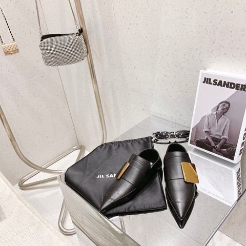 Giày bệt JIL SANDER* mũi nhọn da bò lỳ mềm khoá vàng