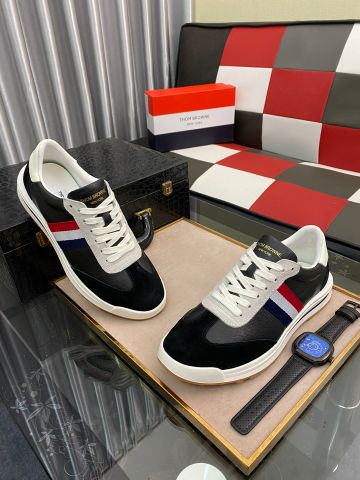 Giày thể thao nam Thom* Browne* da bò đẹp cao cấp