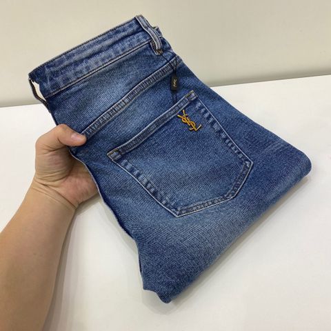 Quần jeans nam hãng đẹp