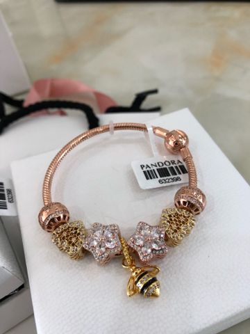 Vòng pandora cao cấp có nhiều màu size 16-21