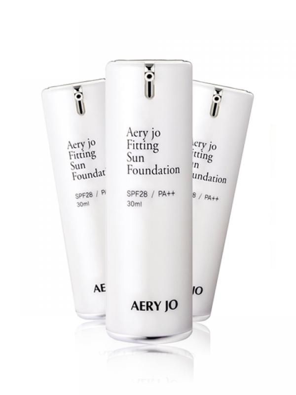 KEM NỀN TRANG ĐIỂM VÀ CHỐNG NẮNG AERY JO FITTING SUN FOUNDATION SPF28PA++