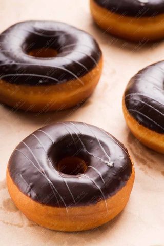 Donut phủ socola đen