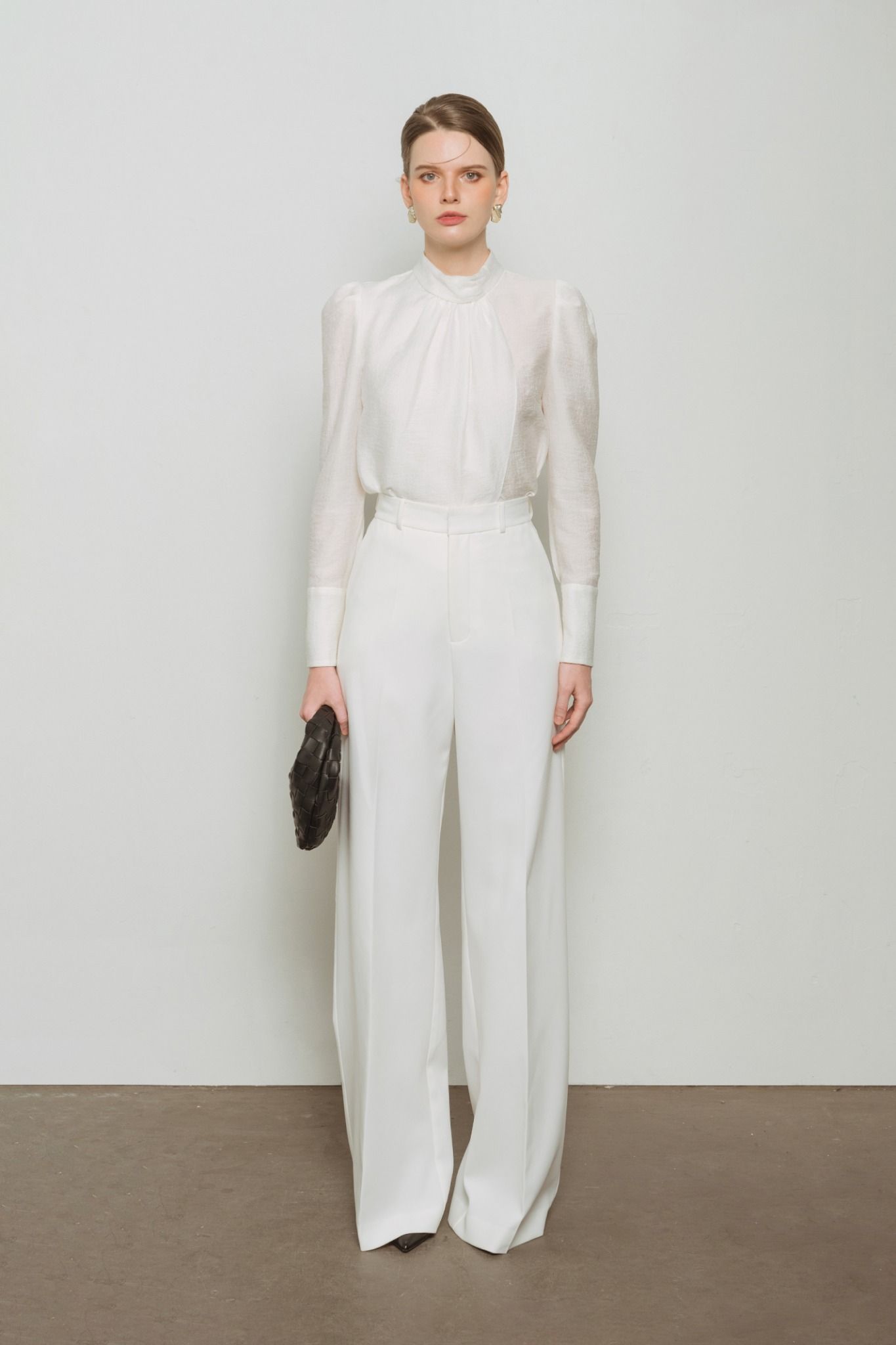 LEVI STRAIGHT LEG PANTS