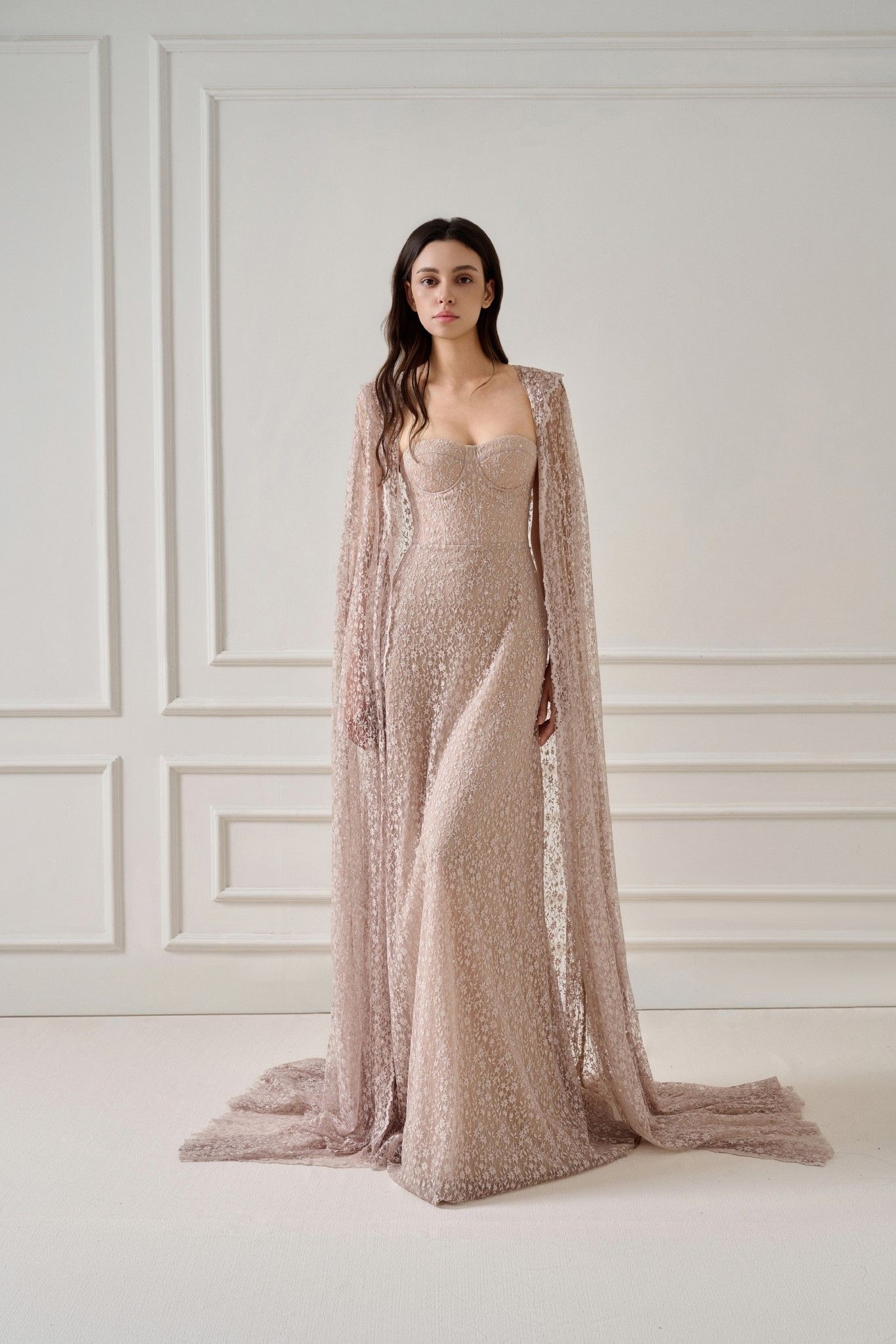 LAURA AURORA LACE LONG CAPE