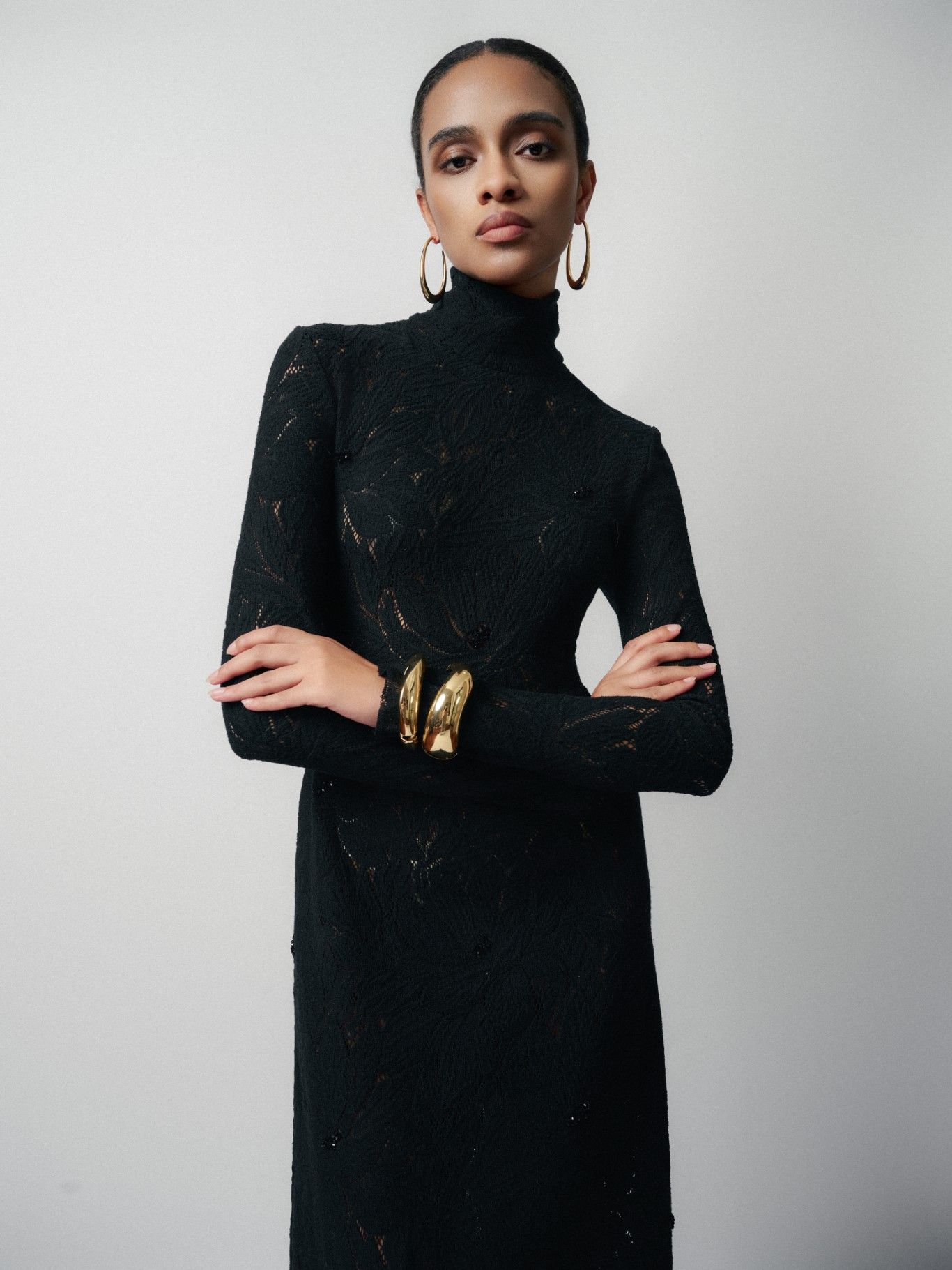 STELLA EMB LACE MIDI DRESS