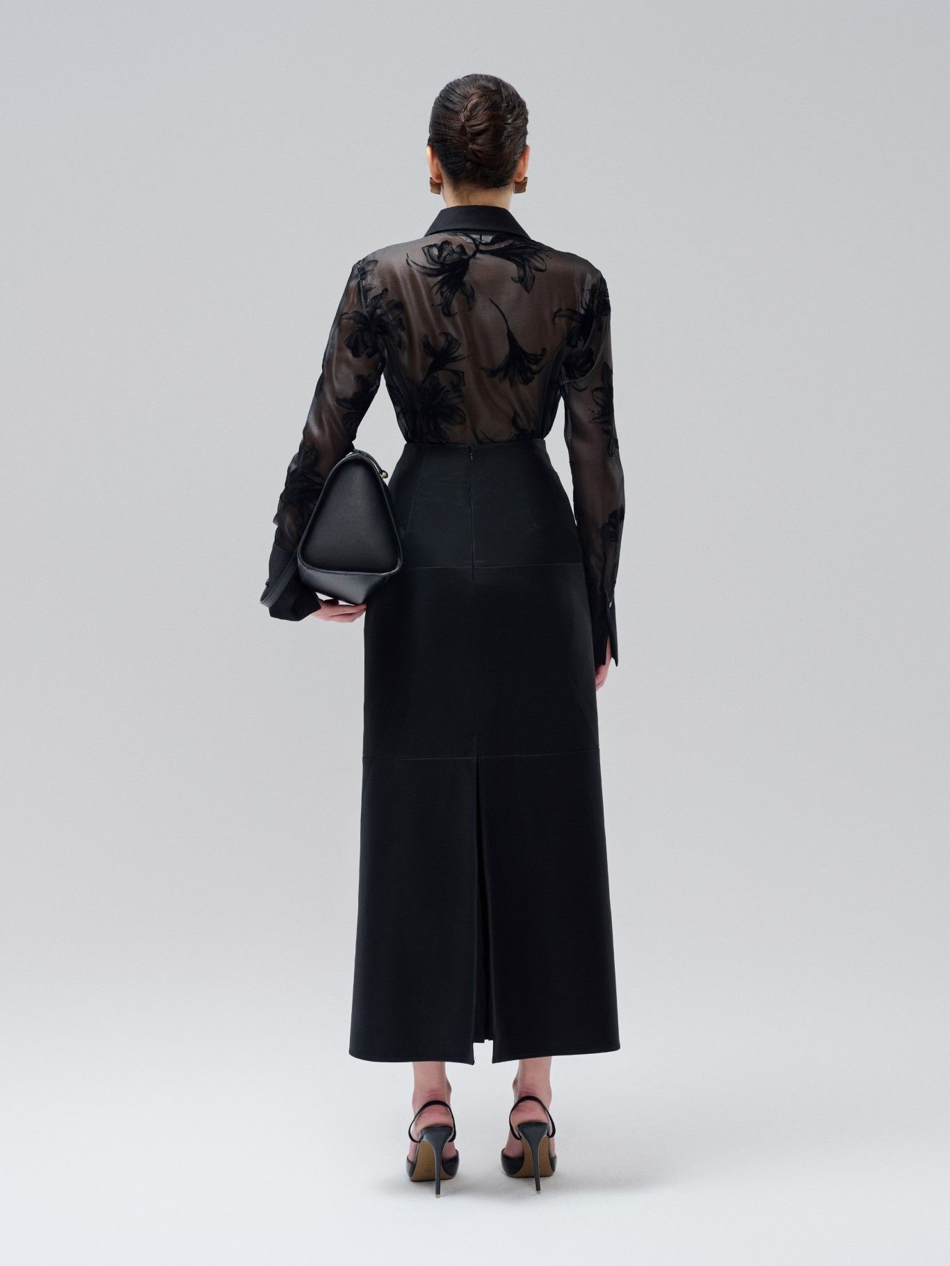 CARYLN POINTED COLLAR SHIRT