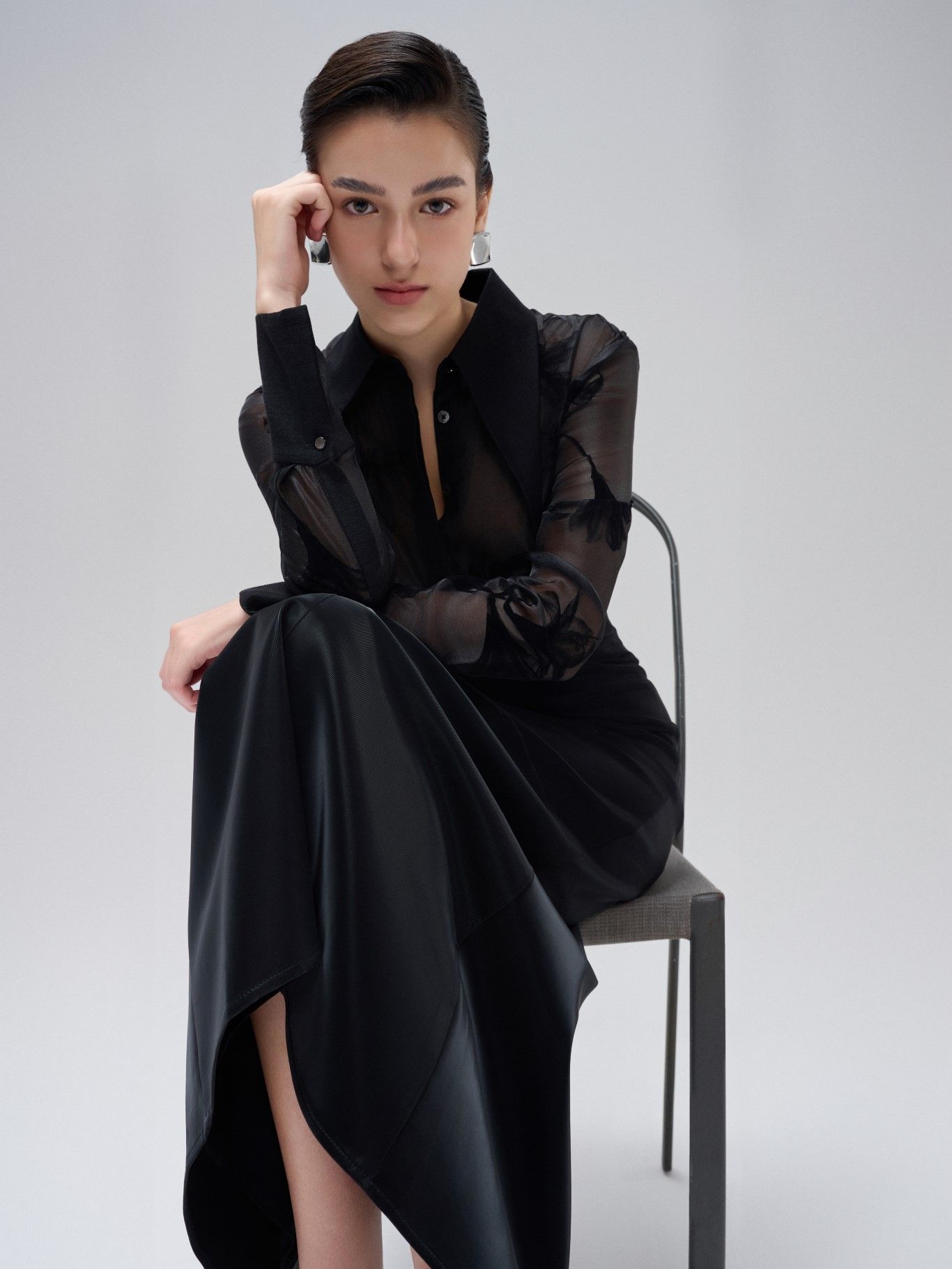 CARYLN POINTED COLLAR SHIRT