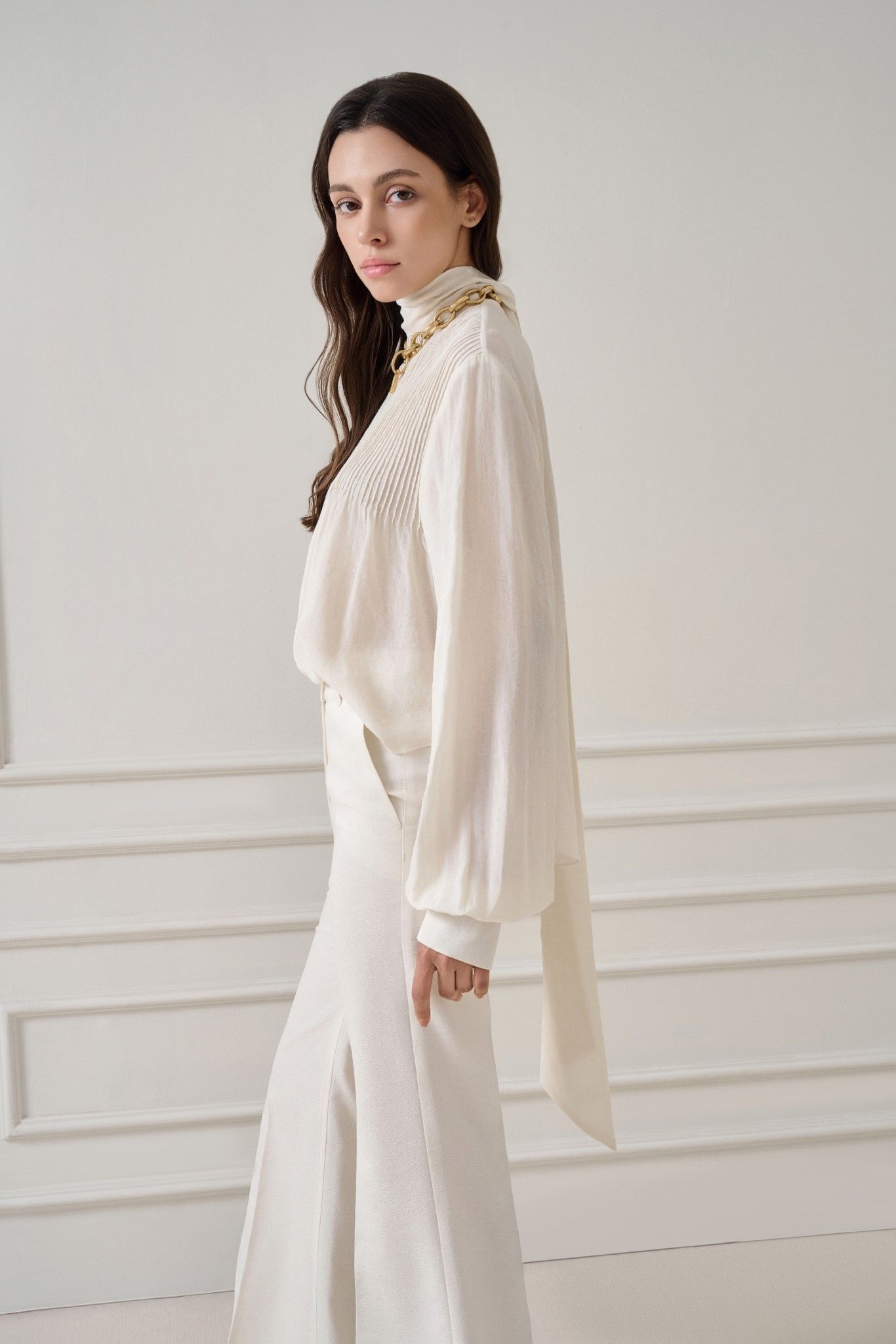 PATRICIA TIE-NECK BLOUSE
