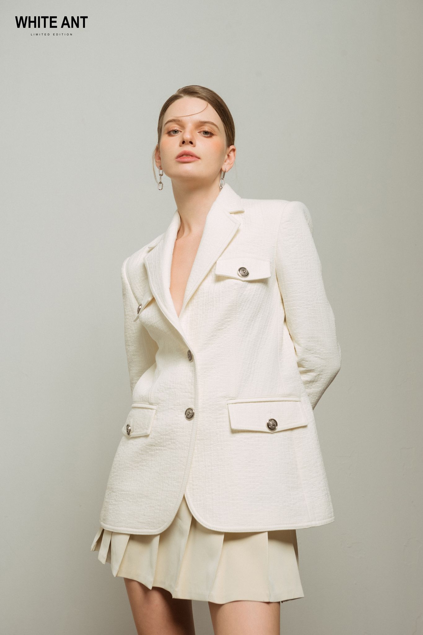 Áo Blazer Nữ White Ant JACI SINGLE BREASTED JACKET 191200014.001