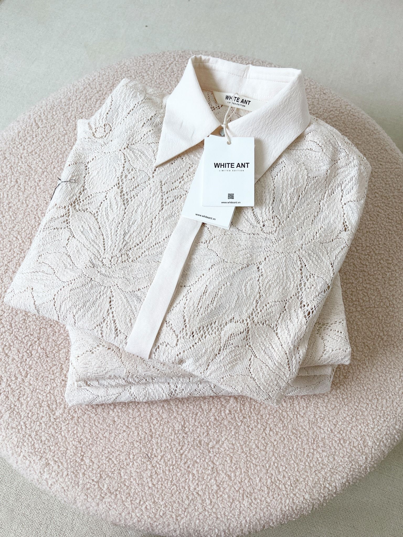 JEDA POINTED COLLAR SHIRT