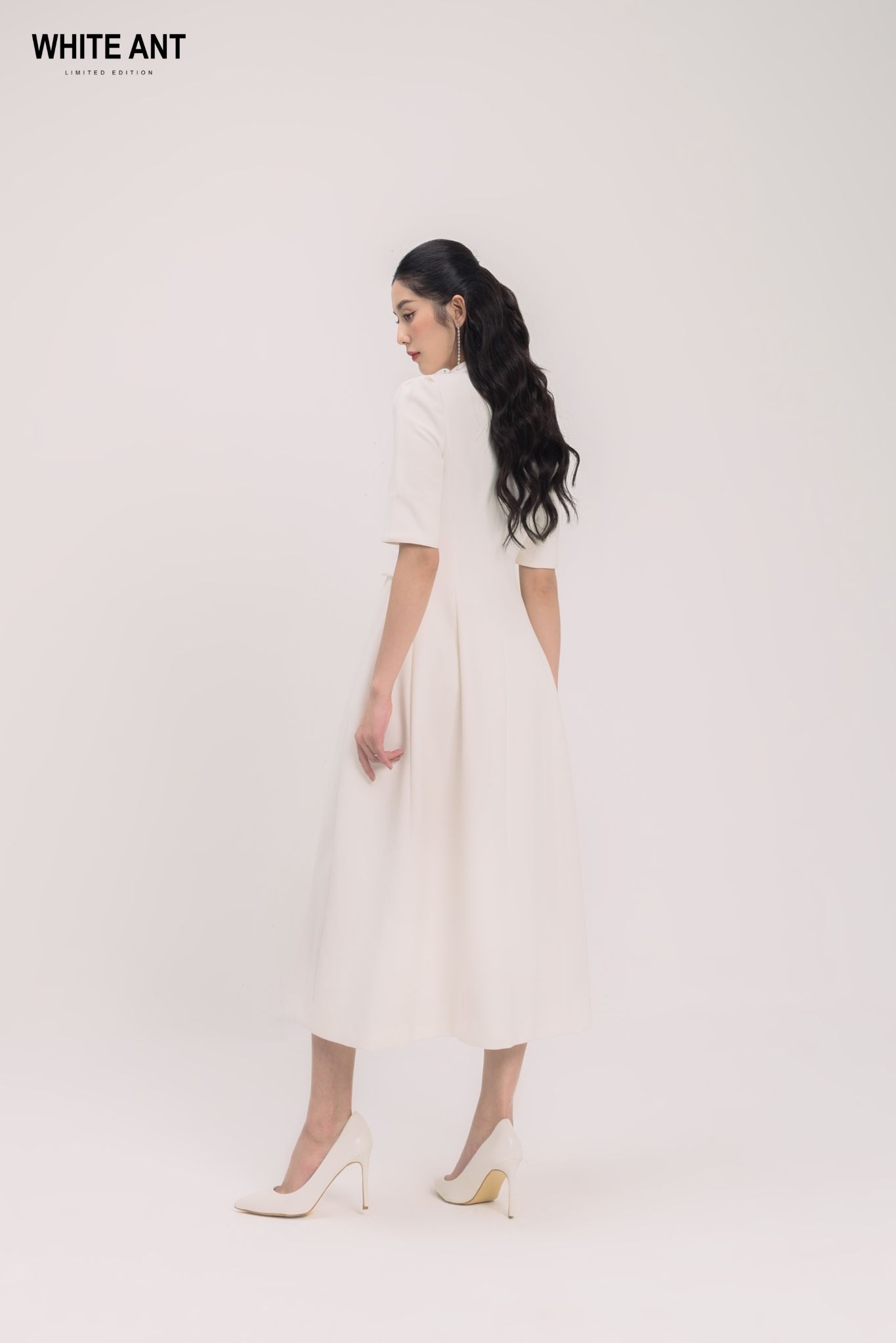 Đầm Cổ Sen Tròn Dáng A Nữ White Ant PRIMROSE COLLAR FLARE DRESS 120830003