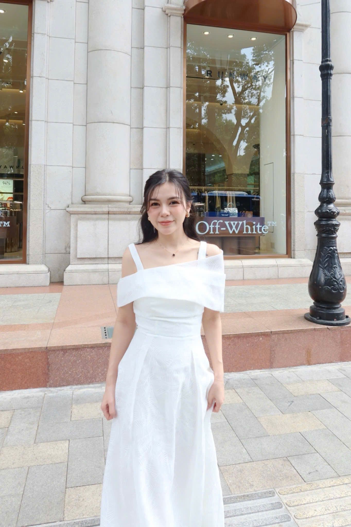 @_hngoc24.8 X DESI OFF THE SHOULDER DRESS