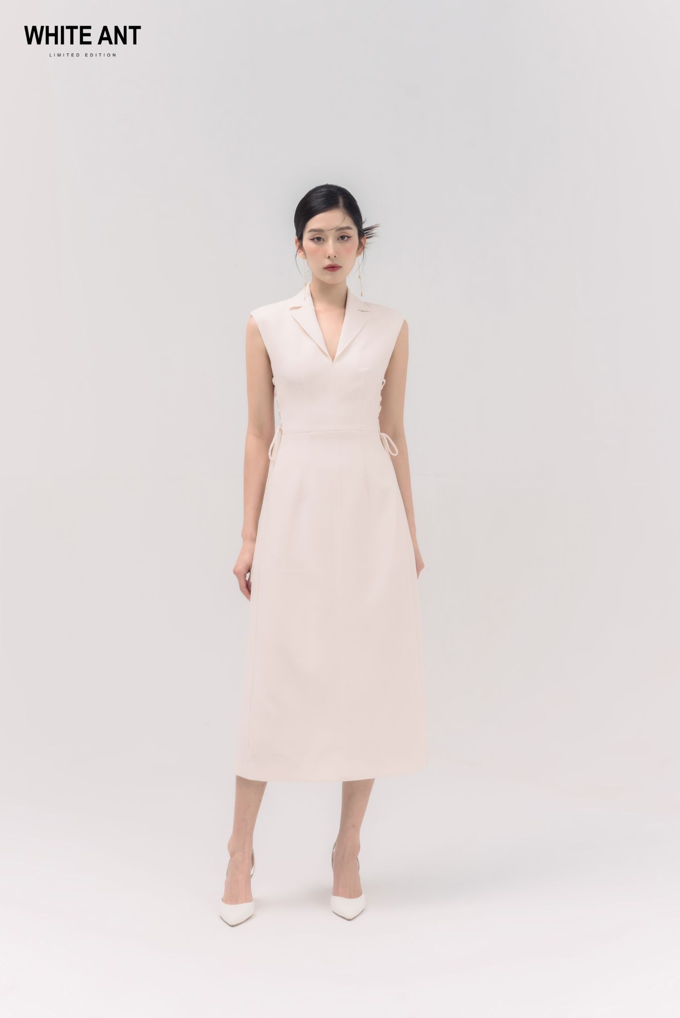 Đầm Tết Dây Nữ White Ant QUINTESSA A-LINE DRESS 120400173E