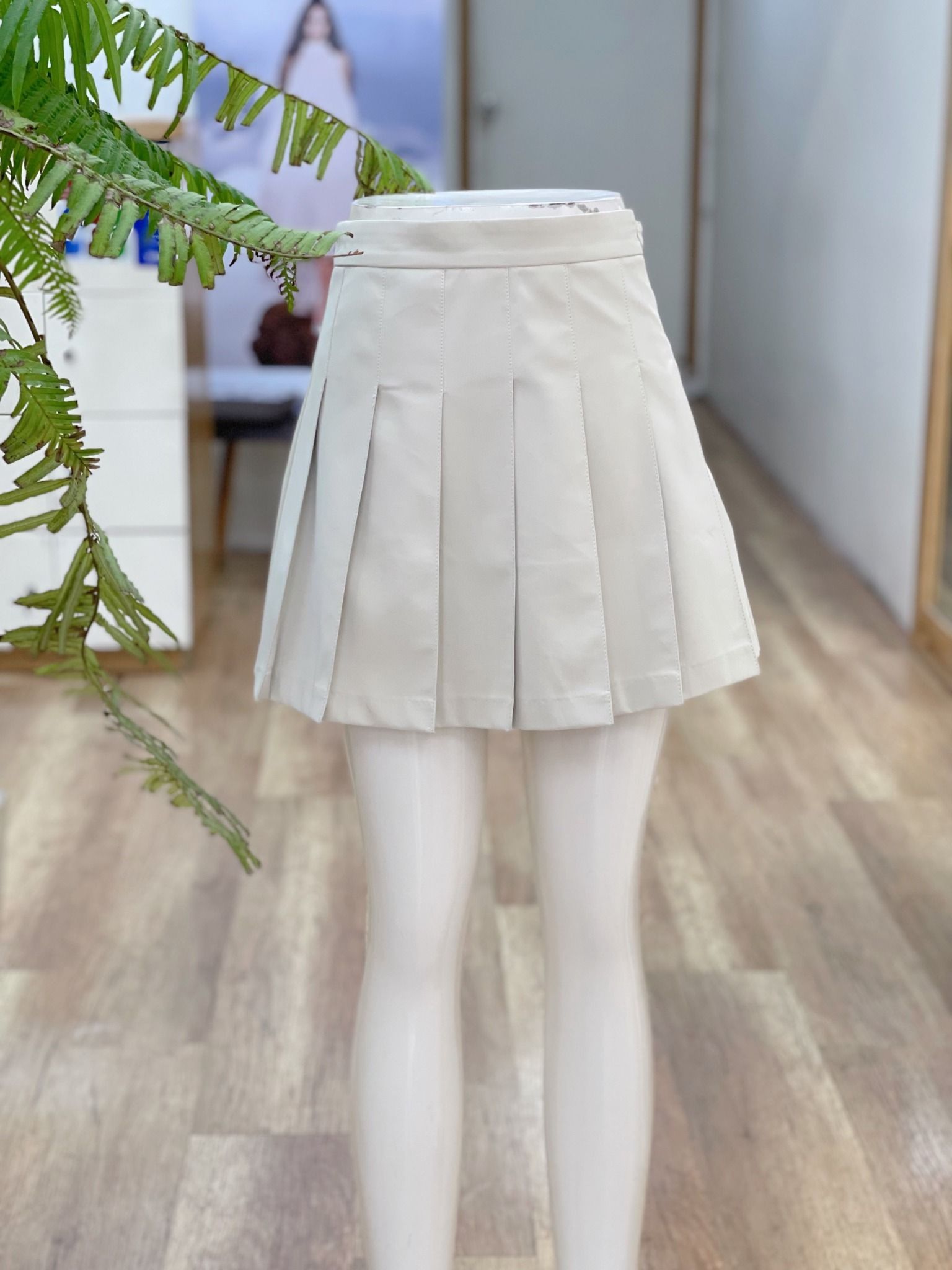 Chân Váy Xếp Ly Nữ White Ant DARIUS PLEATED PANEL SKIRT 110100114D.002