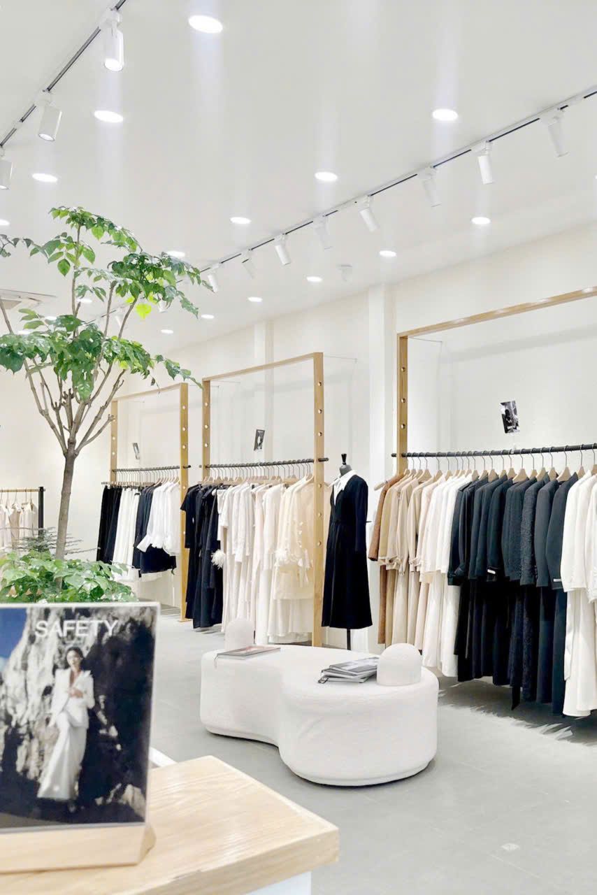 WHITE ANT VINH: 39 NGUYỄN VĂN CỪ, NGHỆ AN