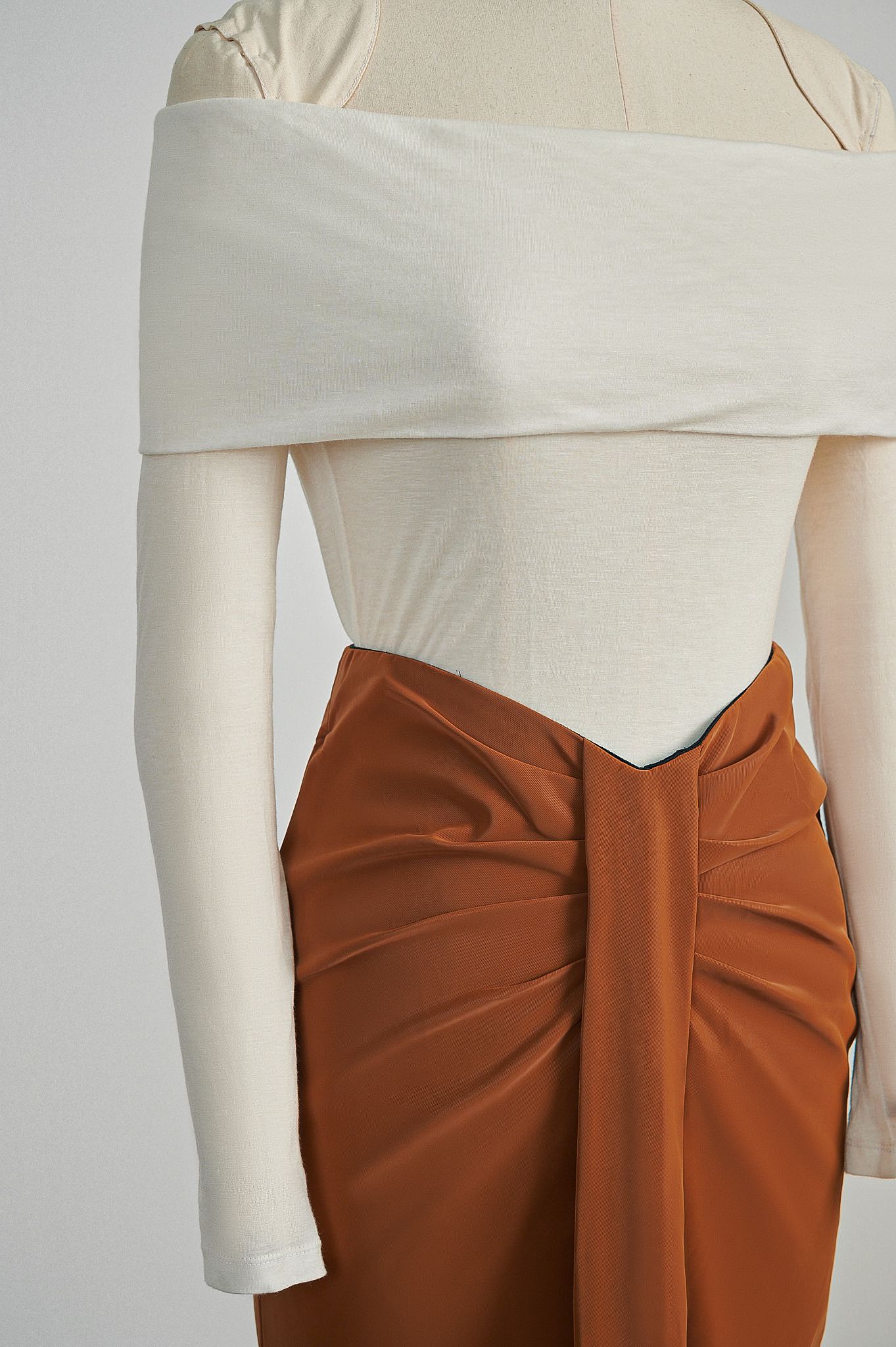 AUDREY PENCIL SKIRT