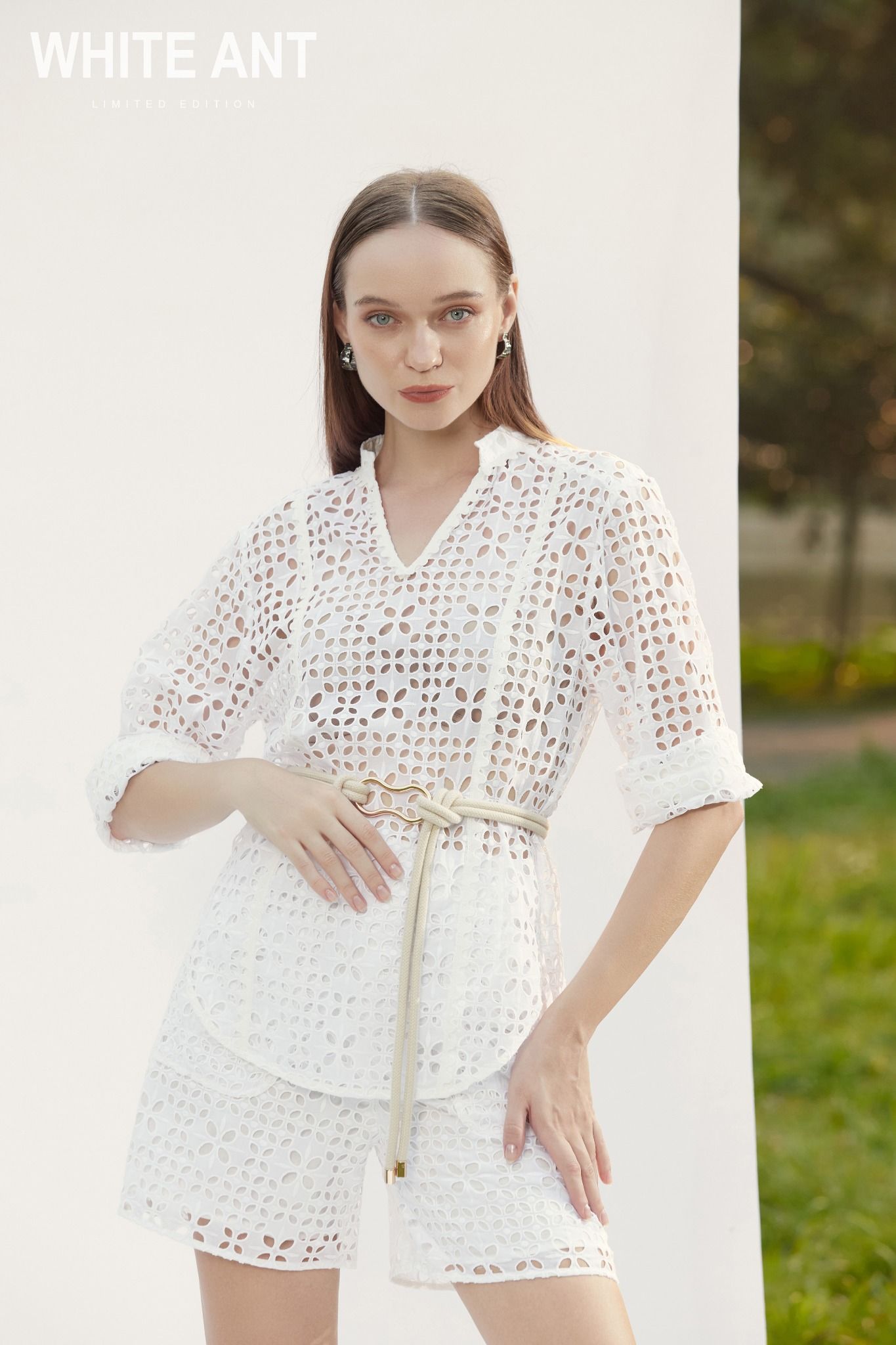 Sơ Mi Nữ Ren Tay Lỡ White Ant  VIVAN MUSLIN SHIRT 170300221