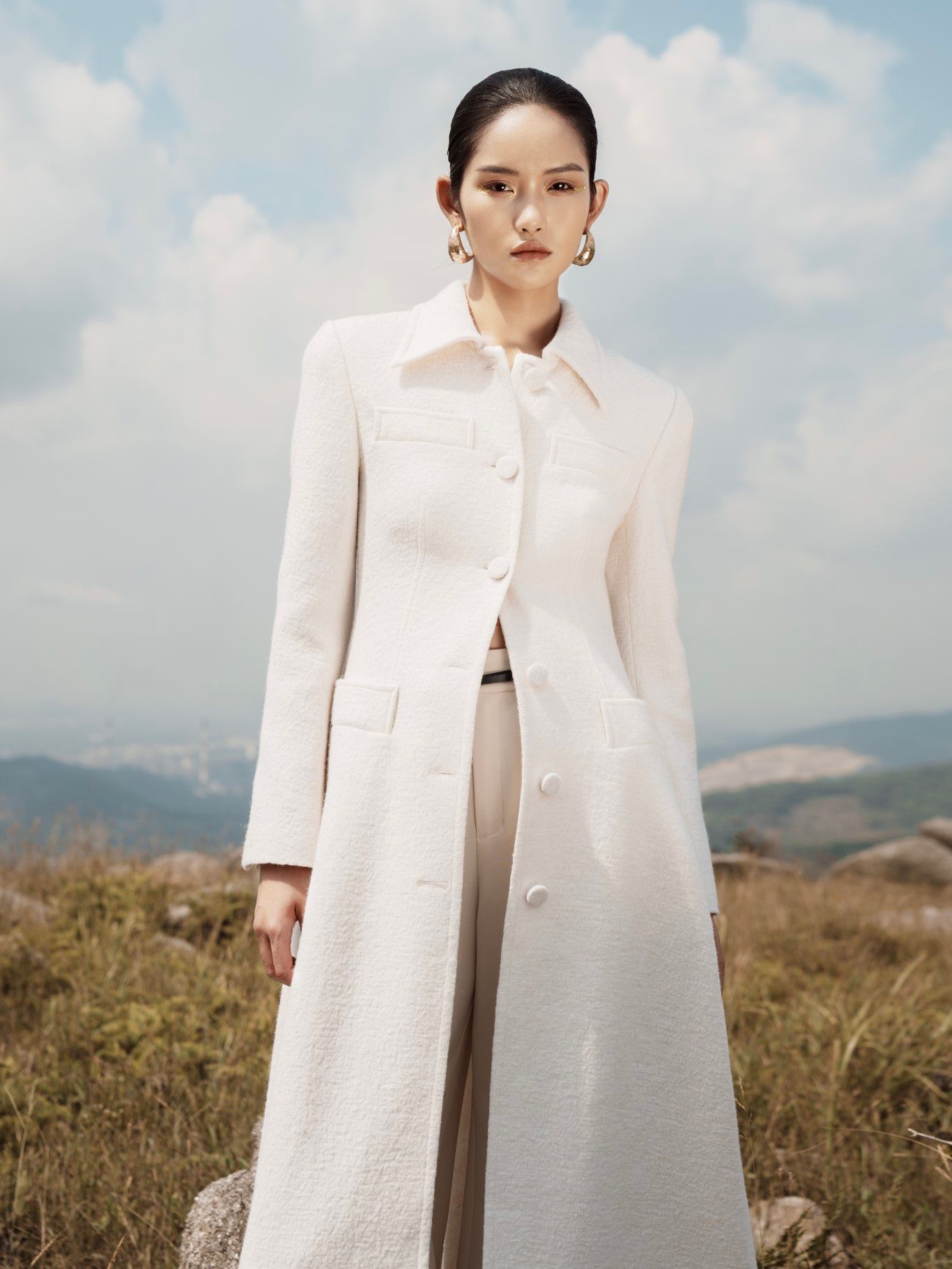 Áo Măng Tô Dáng Dài Nữ White Ant NAILA SINGER - BREASTED COATS 150600001.001