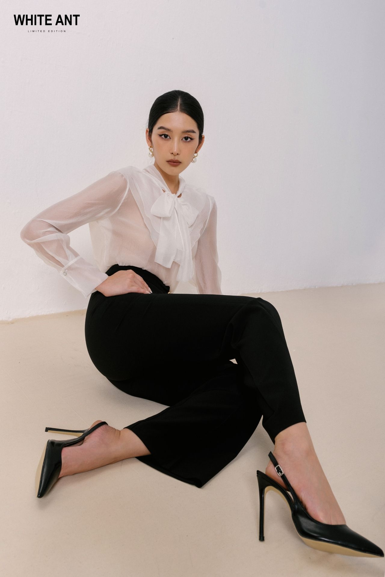 EZRA STRAIGHT TROUSERS
