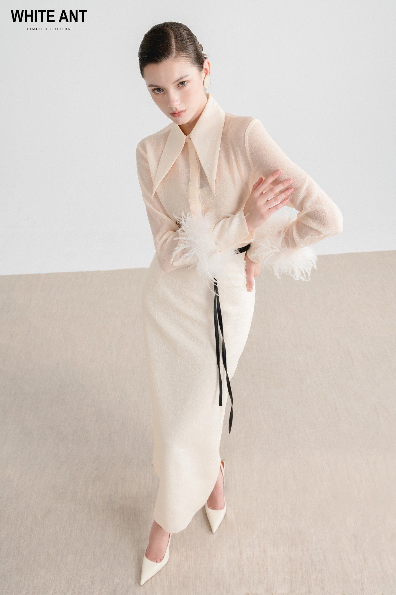 ESBER LONG SLEEVE FEATHER BLOUSE