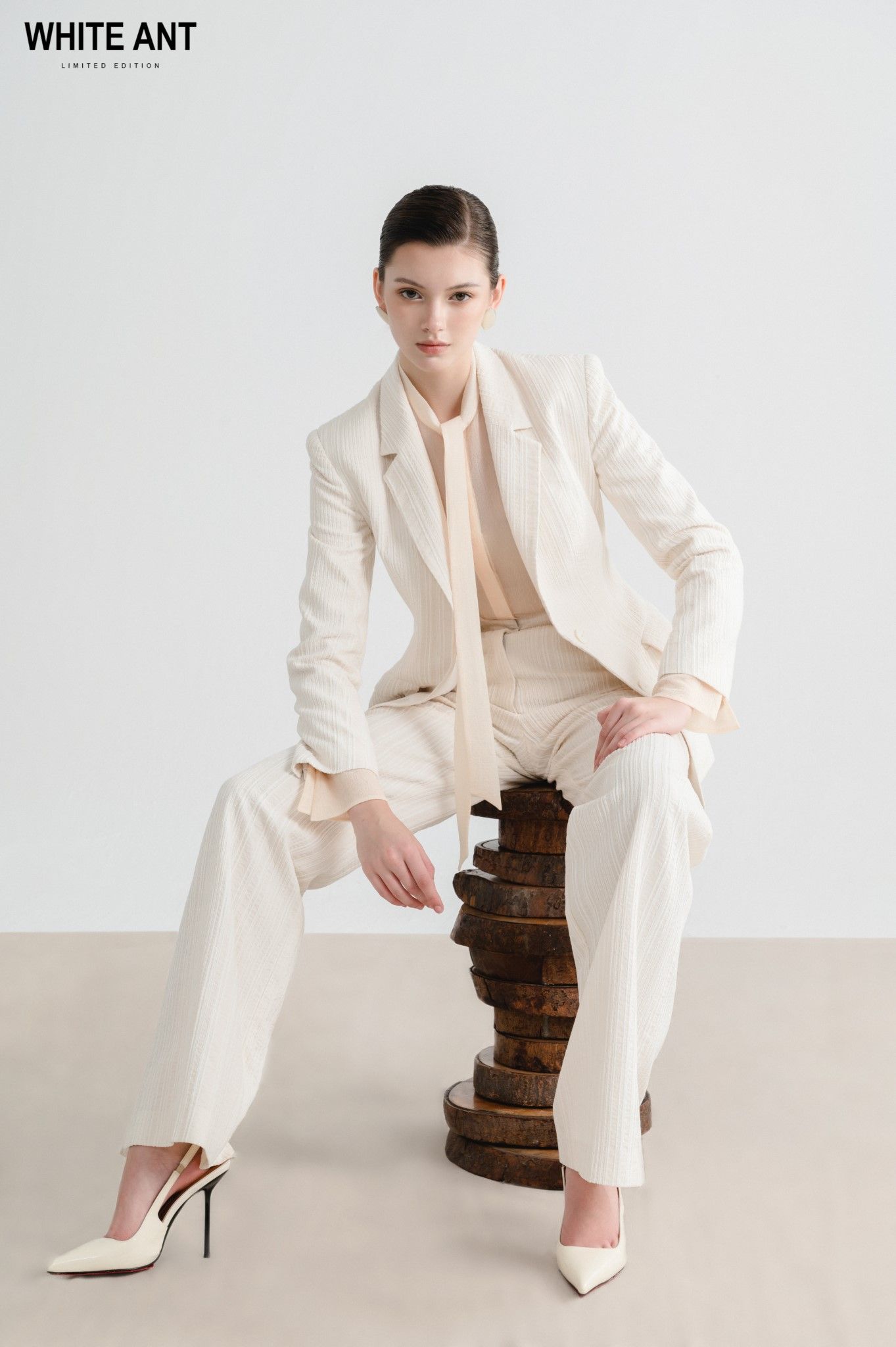 MARA STRAIGHT PANTS