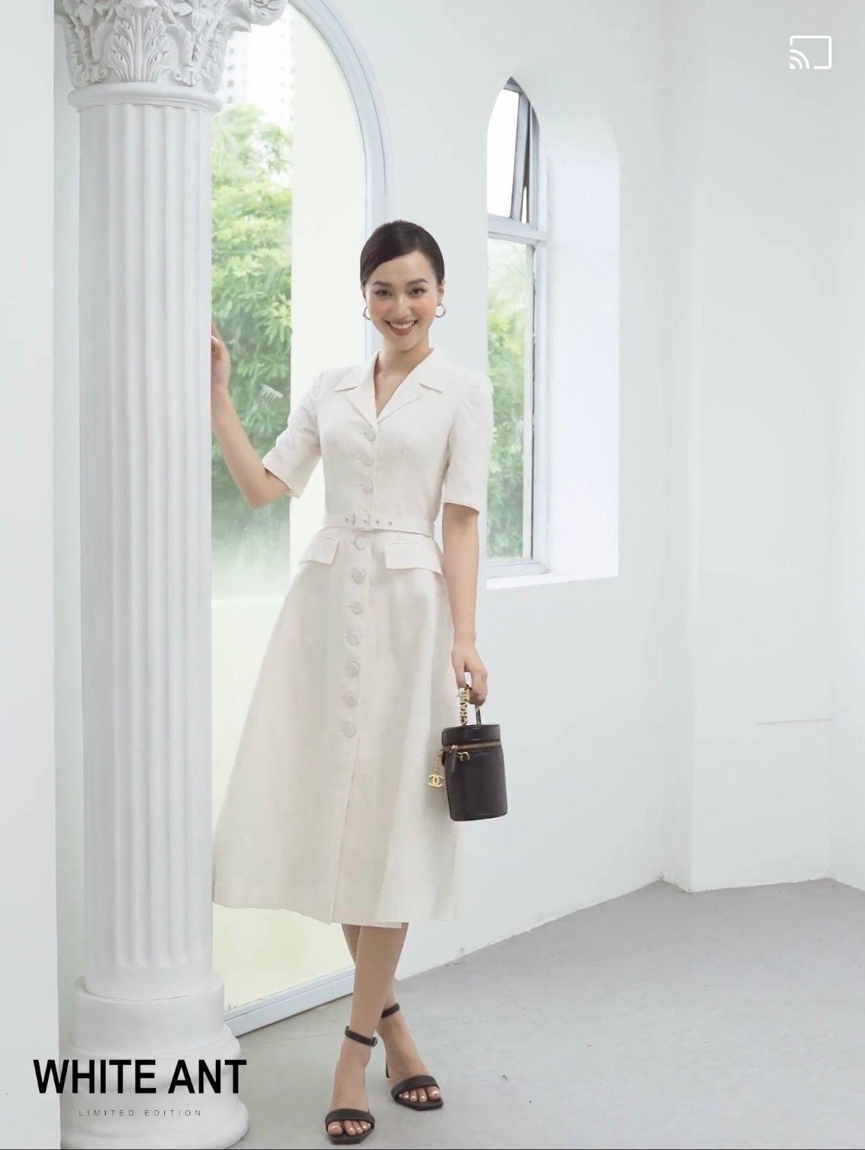Saka Dress - Đầm Sơ Mi Xước Đen Nữ WhiteAnt 120400008.001