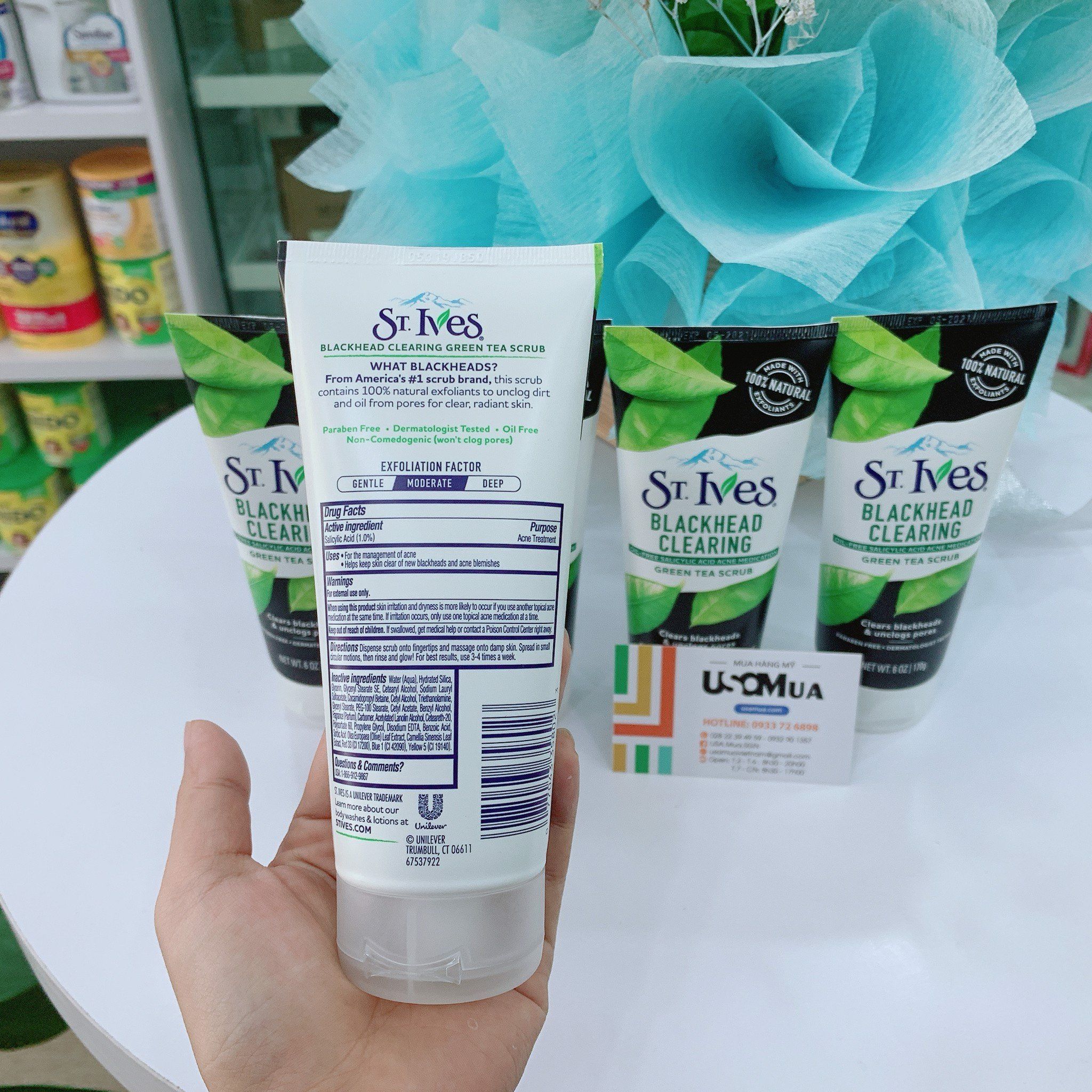 Sữa Rửa Mặt St.Ives Blackhead Cleansing Green Tea Scrub, 170g
